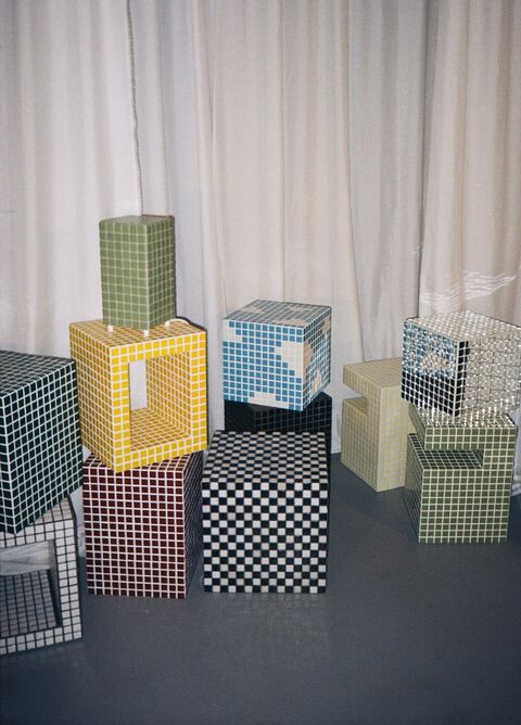 Столик Simple Cube Хмаринки