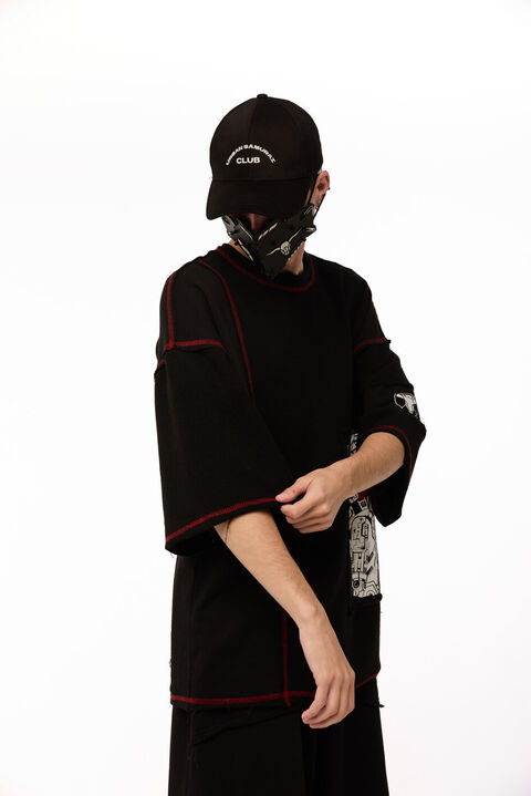 Футболка з принтами "SM-2419"