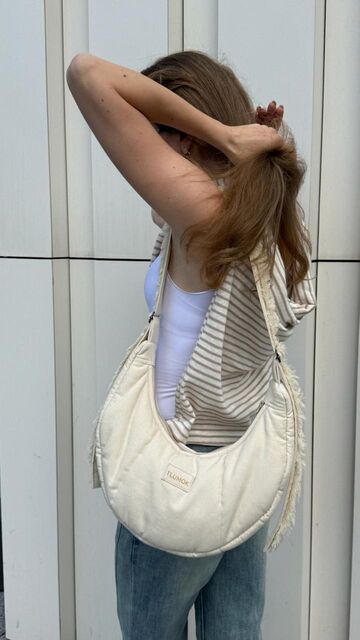 Moon bag XL milk