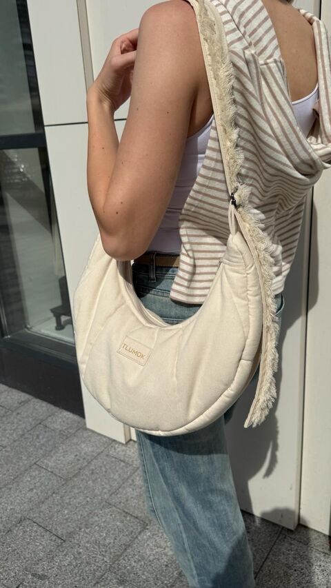 Moon bag XL milk