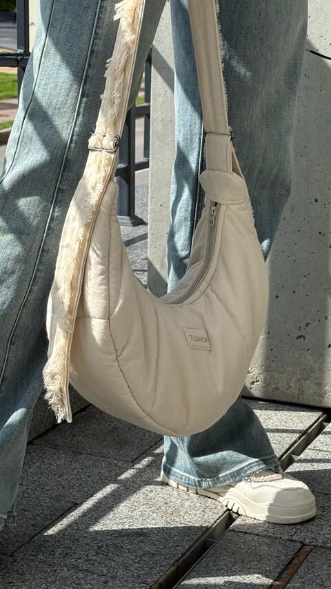 Moon bag XL milk