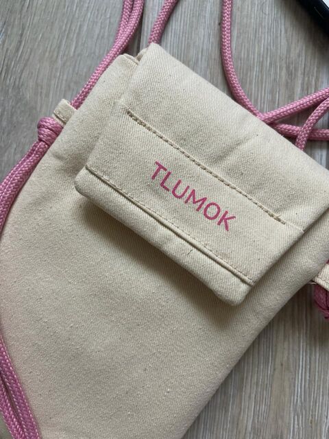 Сумка під телефон молочна з рожевим шнурком