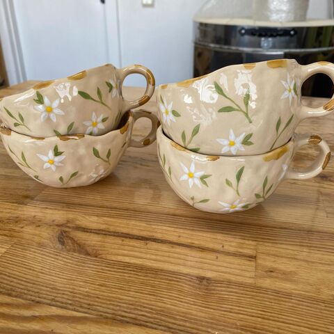 Beige cup