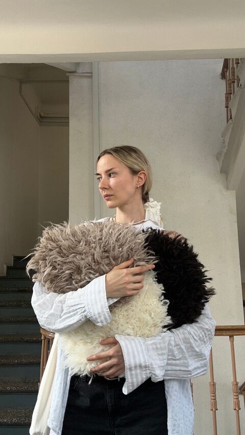 Сидунець бежевий