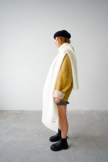 Milky Scarf