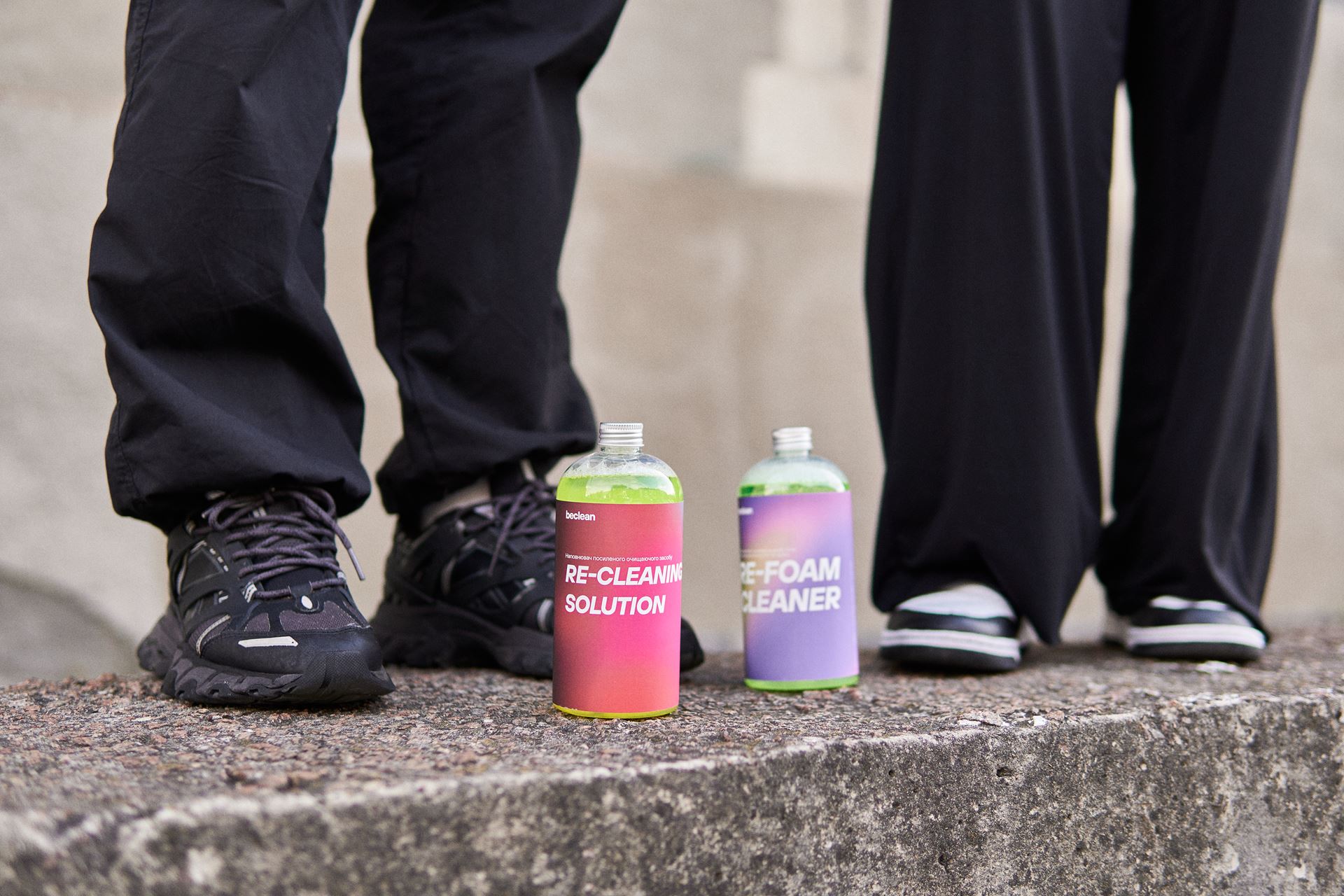 Наповнювач універсальної піни RE-FOAM CLEANER