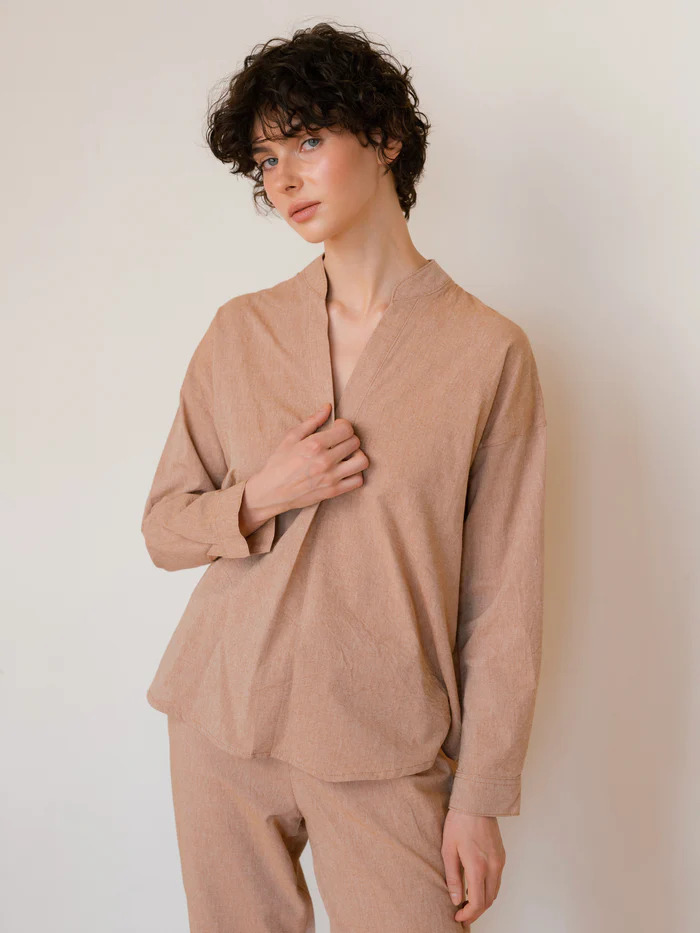 Women's shirt made of boiled cotton Carob