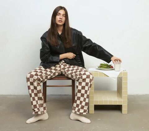 Cube Hole-Legs. Tile 5см