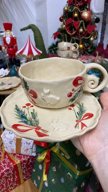 Plate Rabbits Winter