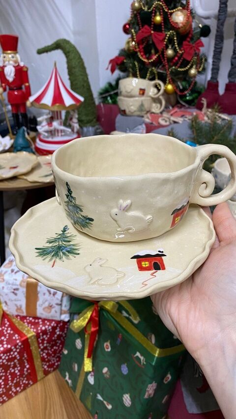 Plate Rabbits Winter