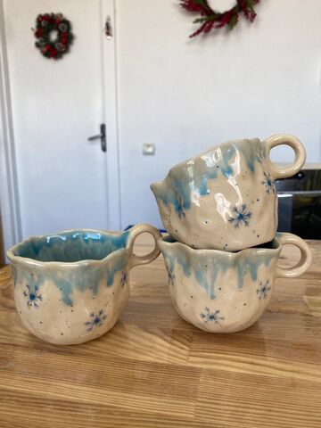 Чашка Зимова м’ята блакитного кольору