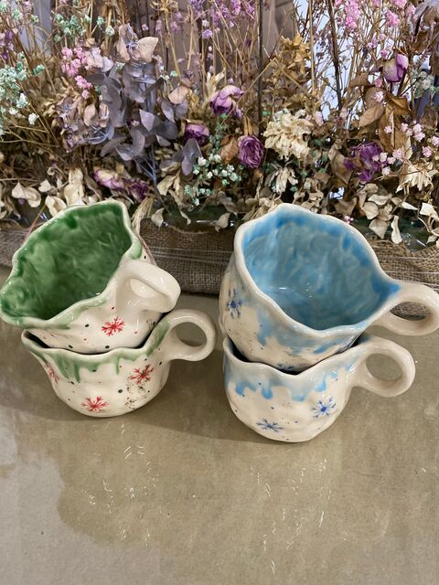 Чашка Зимова м’ята зеленого кольору