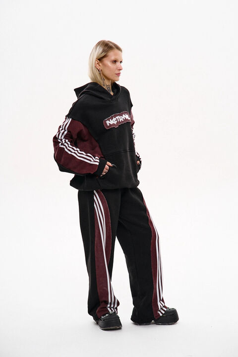 Спортивні штани NCTRNL прямого крою Ретро