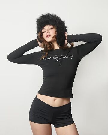 Чорний лонгслив “Shut the fuck up”
