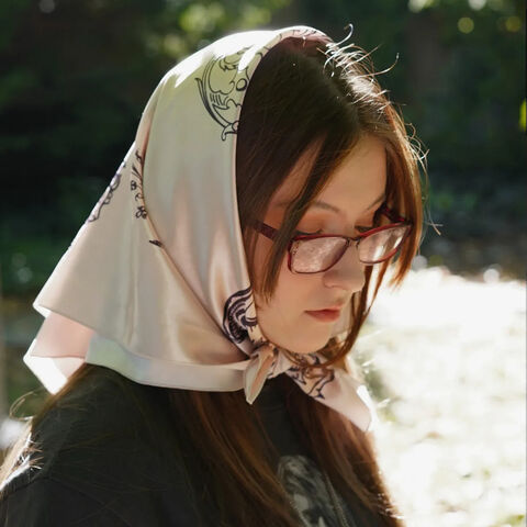 Хустка “Gothic Fauna” Beige