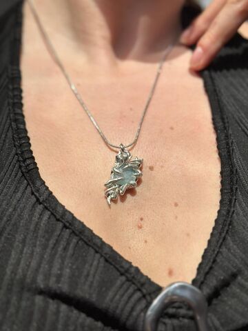 Pendant with aquamarine 2