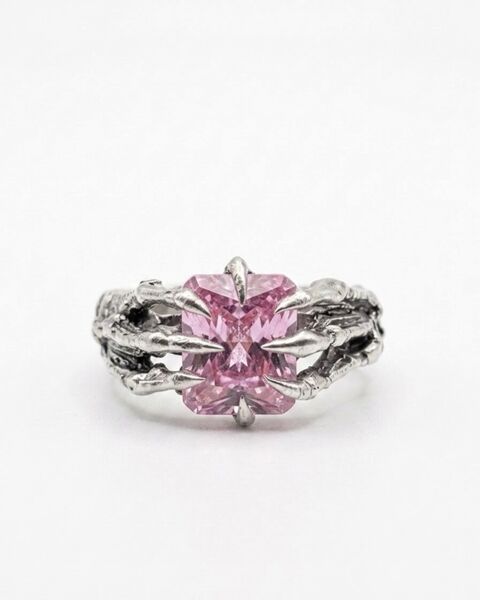 Ring with a pink zircon