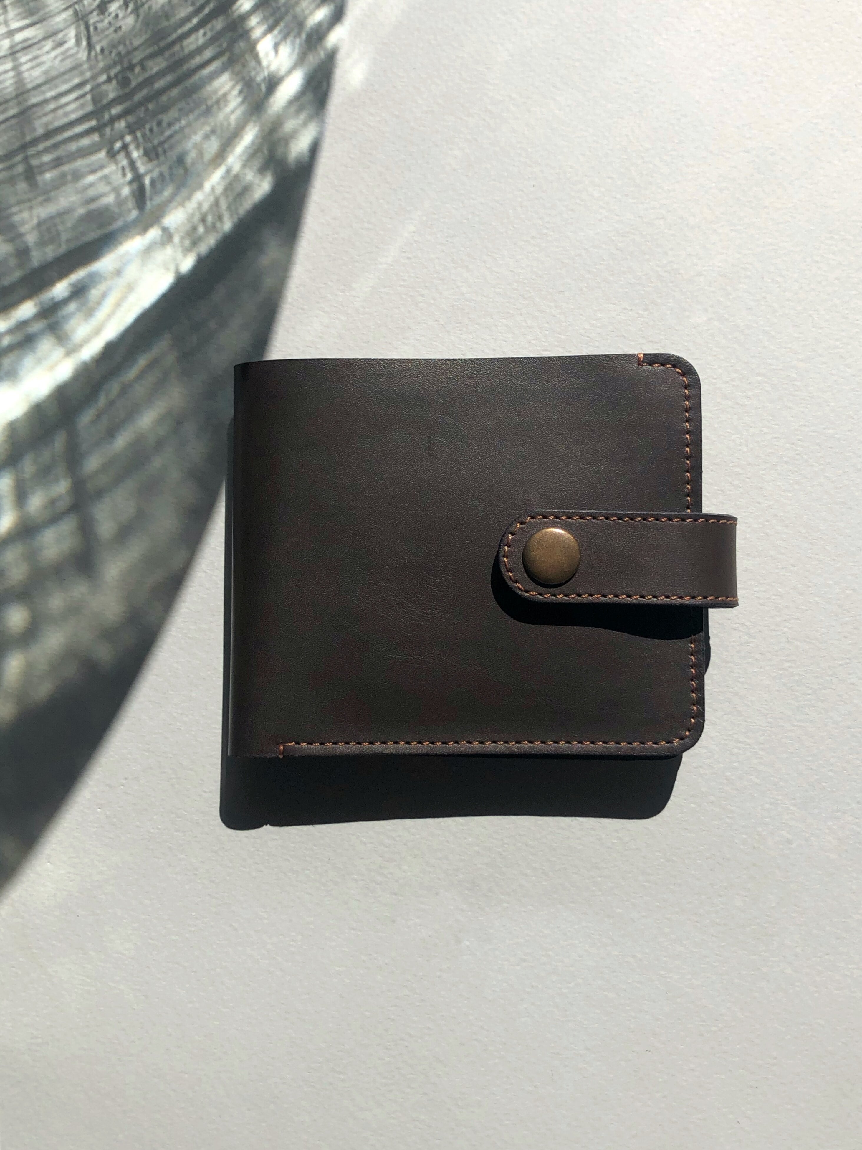 Коричневий гаманець Bifold