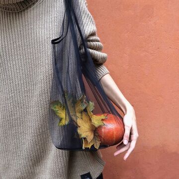 Black shoulder bag Thank you Package not required