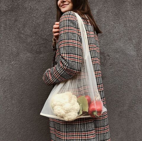 White shoulder bag Thank you Package not required