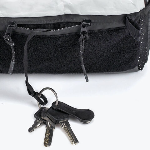White bag Arakawa mid size